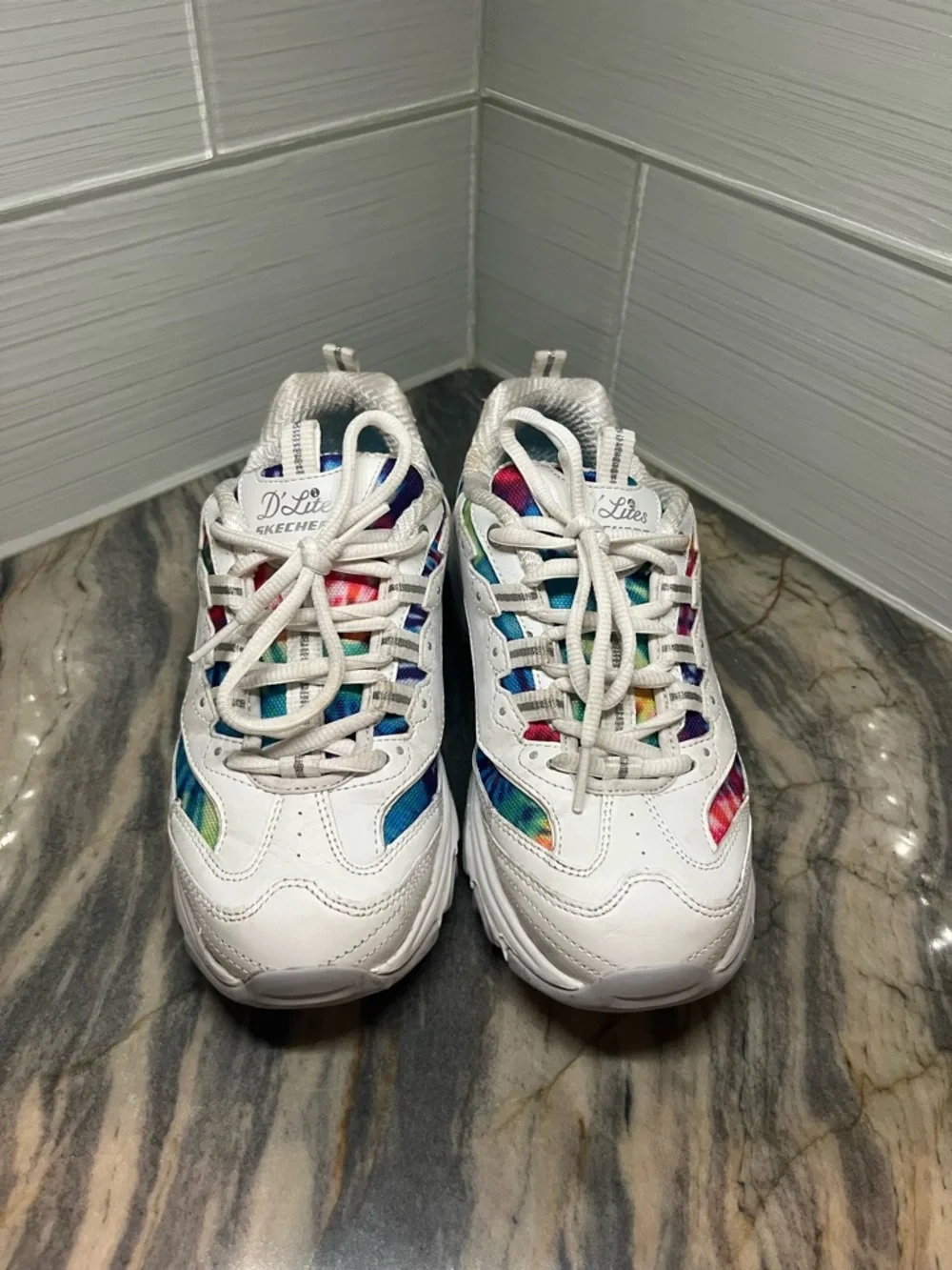 Skechers D'Lites Summer Fiesta 149015 Womens 6 White Leather Multi Tie Dye